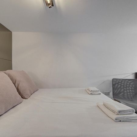 Unique Studio Loft, Walking Distance To Valletta Hamrun Esterno foto