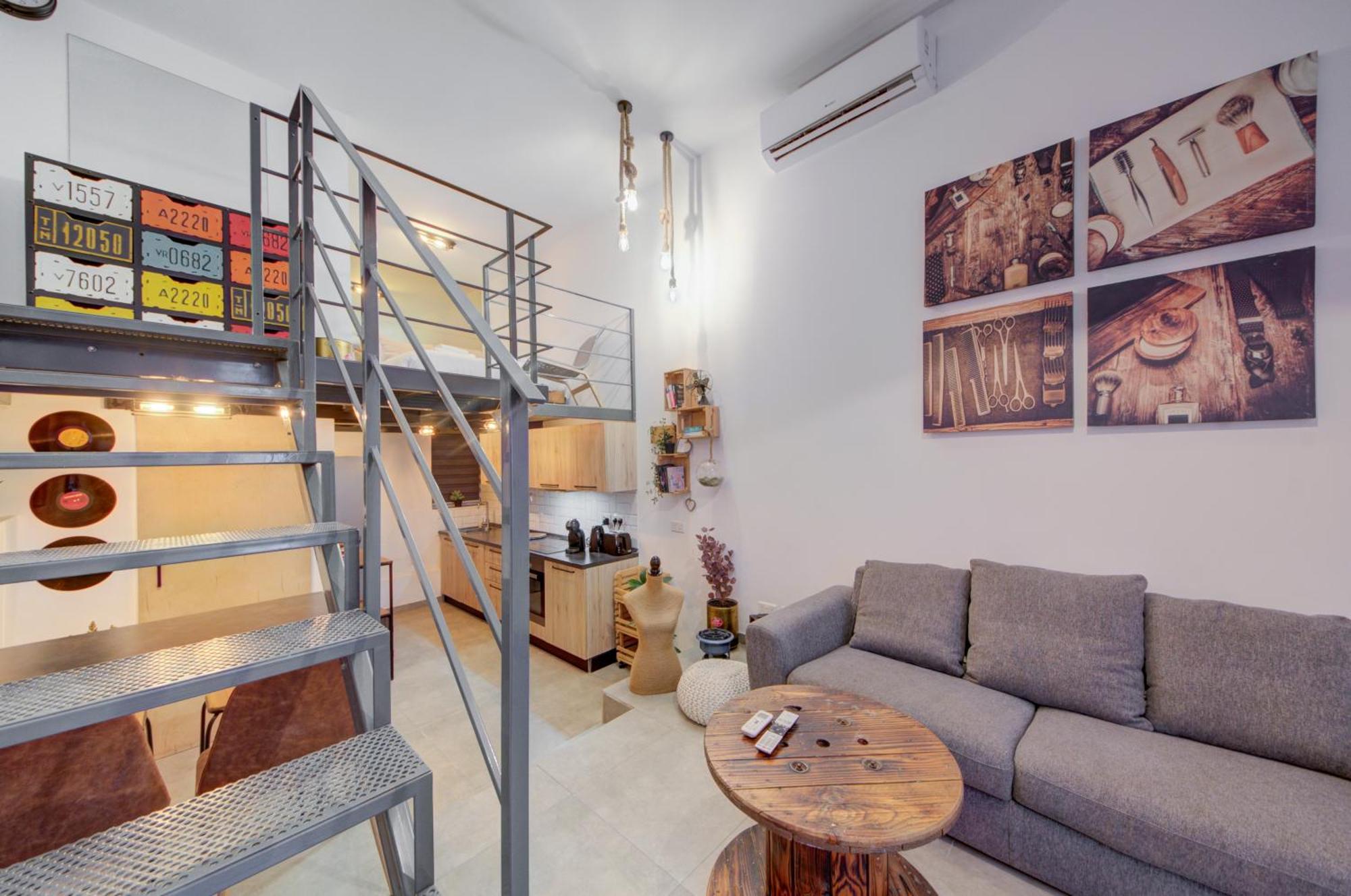 Unique Studio Loft, Walking Distance To Valletta Hamrun Esterno foto