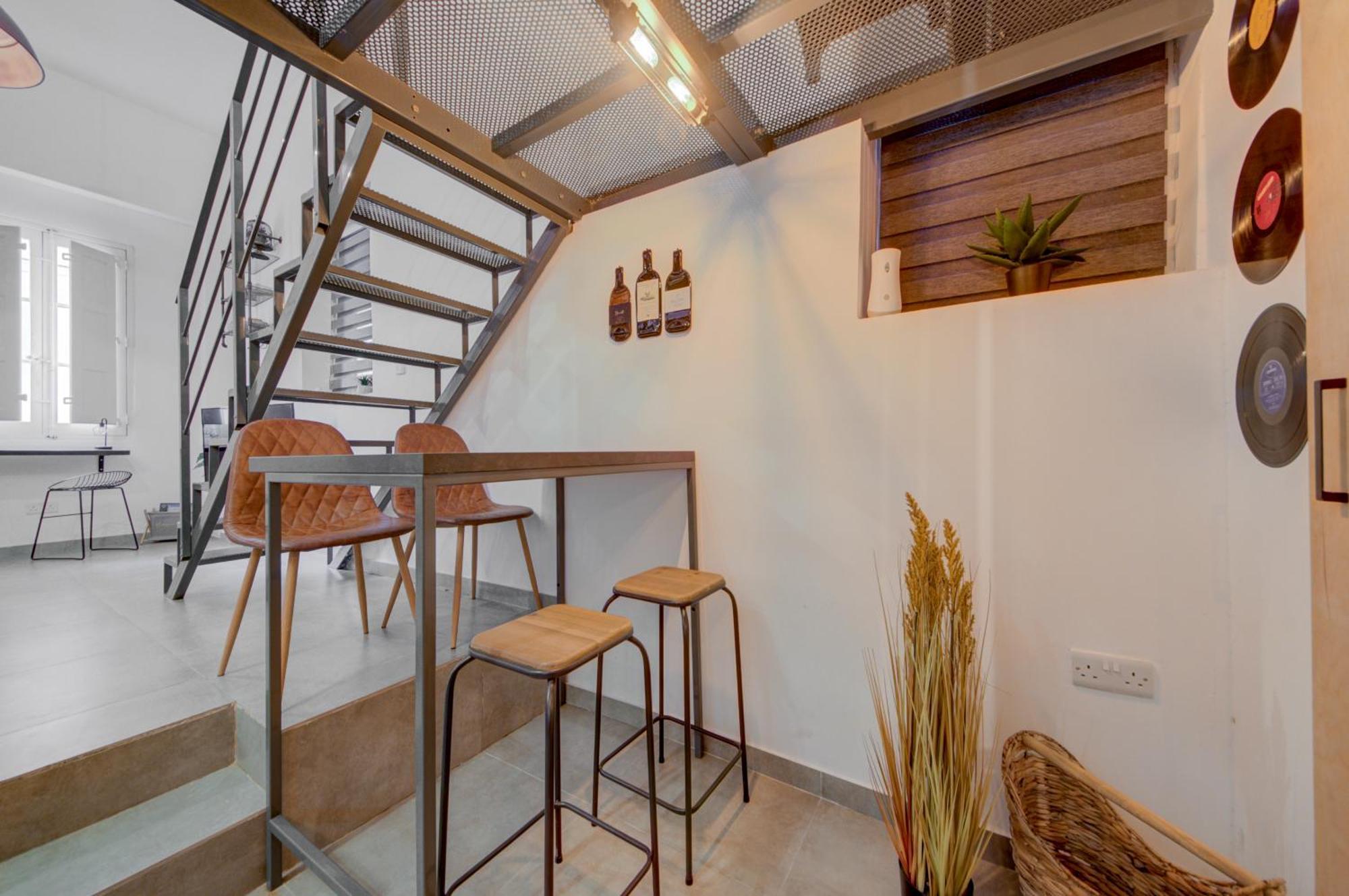 Unique Studio Loft, Walking Distance To Valletta Hamrun Esterno foto